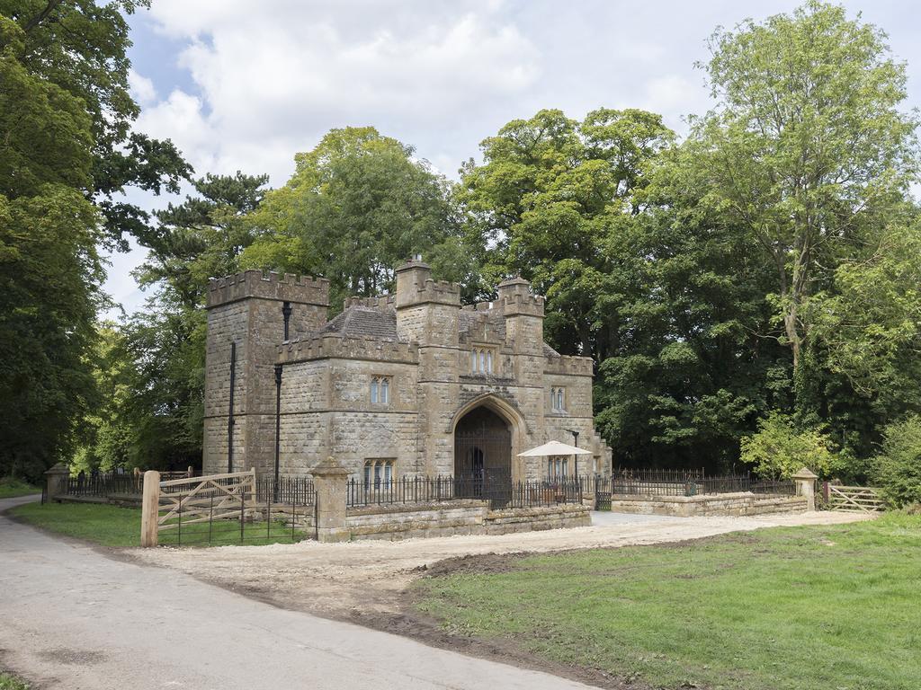 فيلا Castle Gatehouse وينشكومبي المظهر الخارجي الصورة